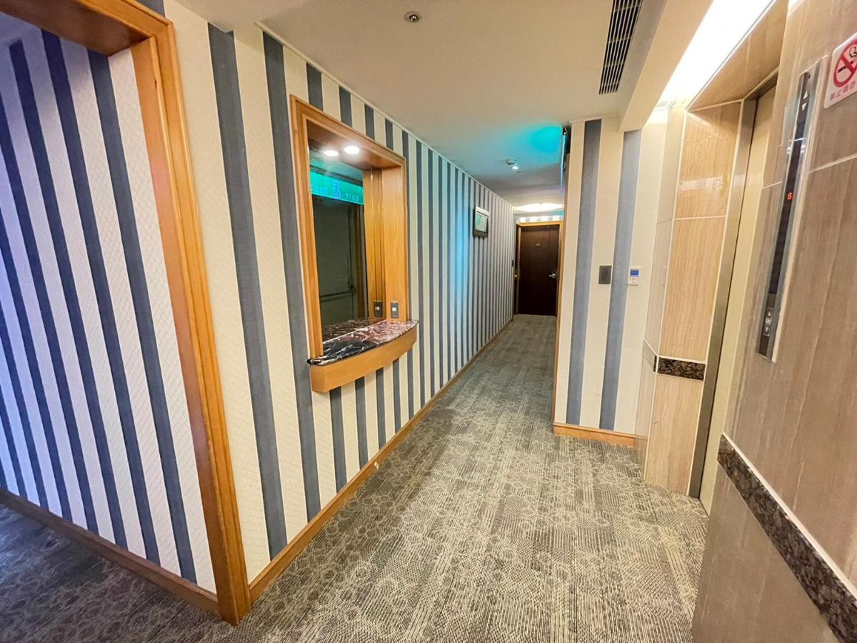 Silken Hotel Тайпей Екстериор снимка