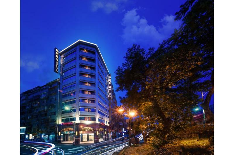 Silken Hotel Тайпей Екстериор снимка