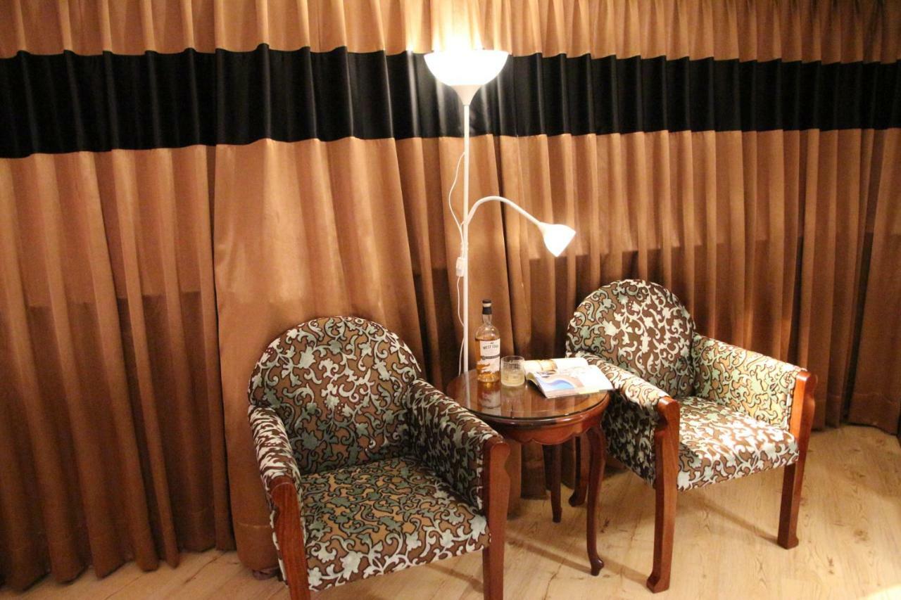 Silken Hotel Тайпей Екстериор снимка